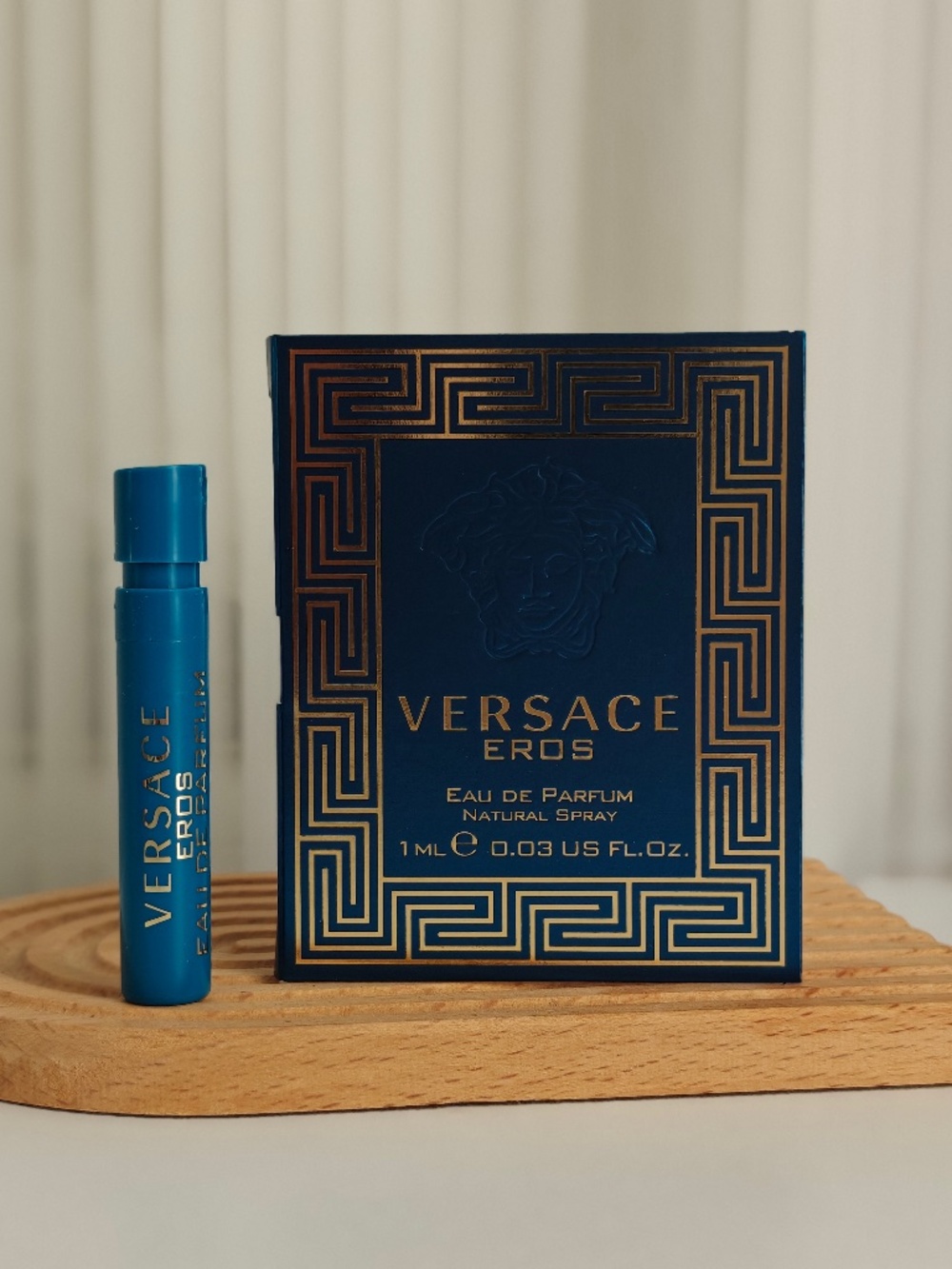 New versace Eros EDP Sample Spray 1 ml/ 0.03 oz